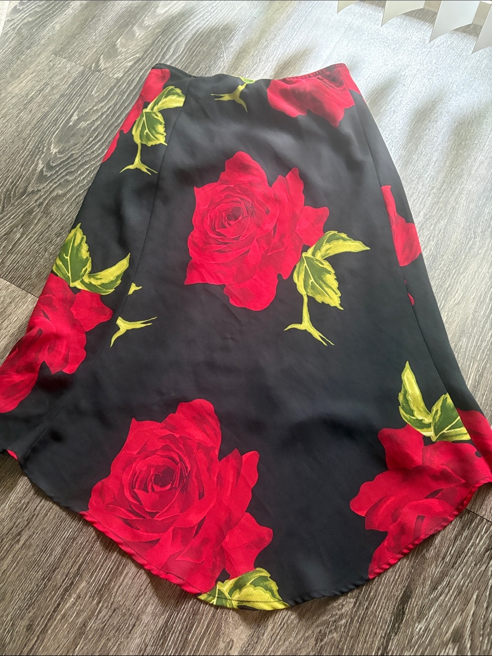 A. BYER Y2K Rose Print Midi Skirt - Picture 4 of 6